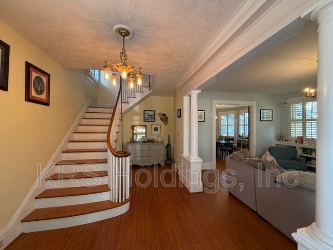 Building Photo - 622 S Armistead Ave