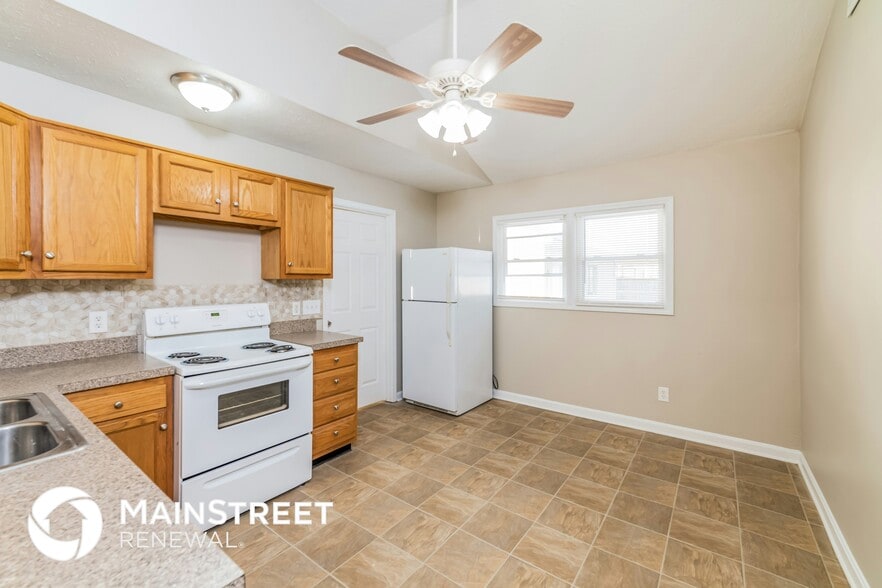 Building Photo - 7111 Nathan Hale Way