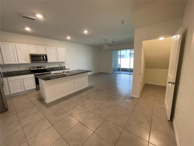 Building Photo - 2883 Peony Pr Ln