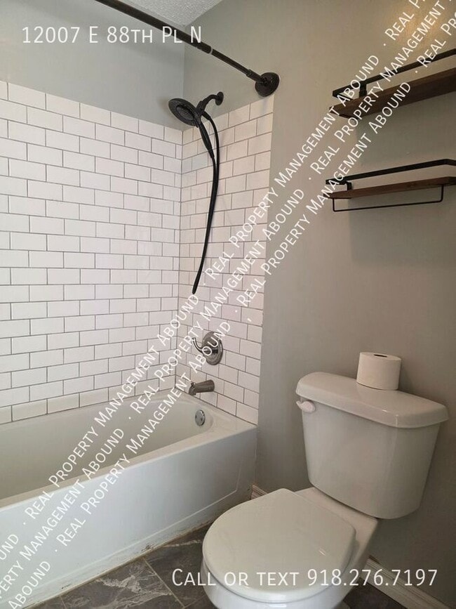 Building Photo - 12007 E 88th Pl N