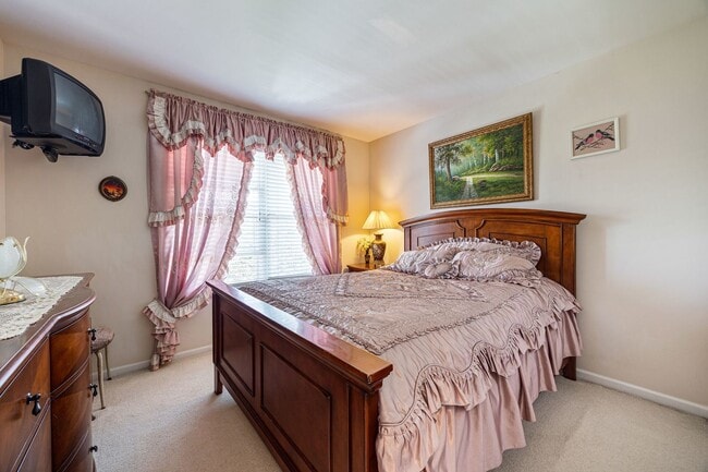 Building Photo - 32504 Millstone Cir