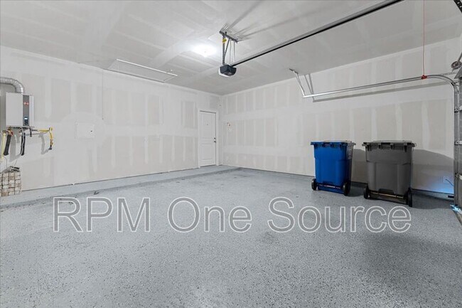 Building Photo - 812 Morwenna Rd