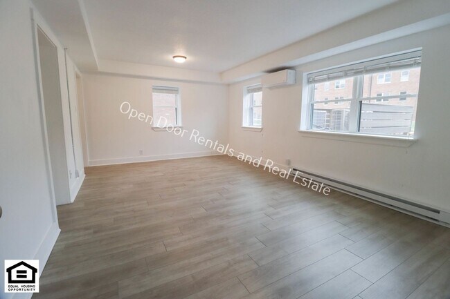 Building Photo - 1823 Griswold Dr