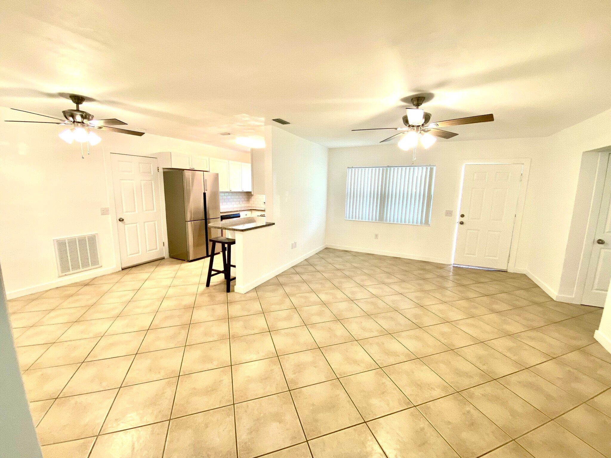 Building Photo - 1214 Eden Dr