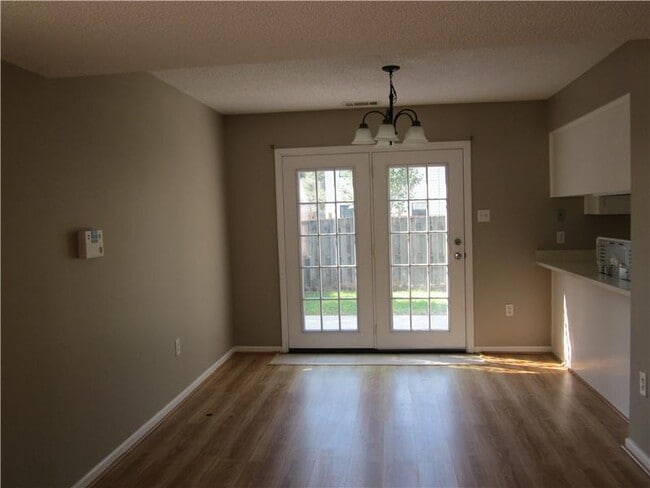 Building Photo - 117 Windmill Ln