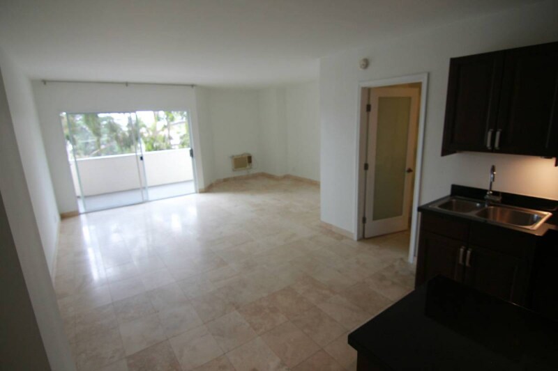 Building Photo - 3949 Los Feliz Blvd