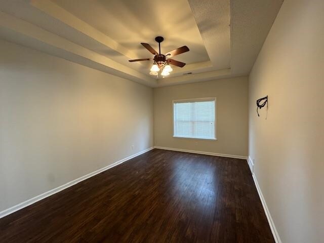 Building Photo - 135 CLEAR SPRING Cir