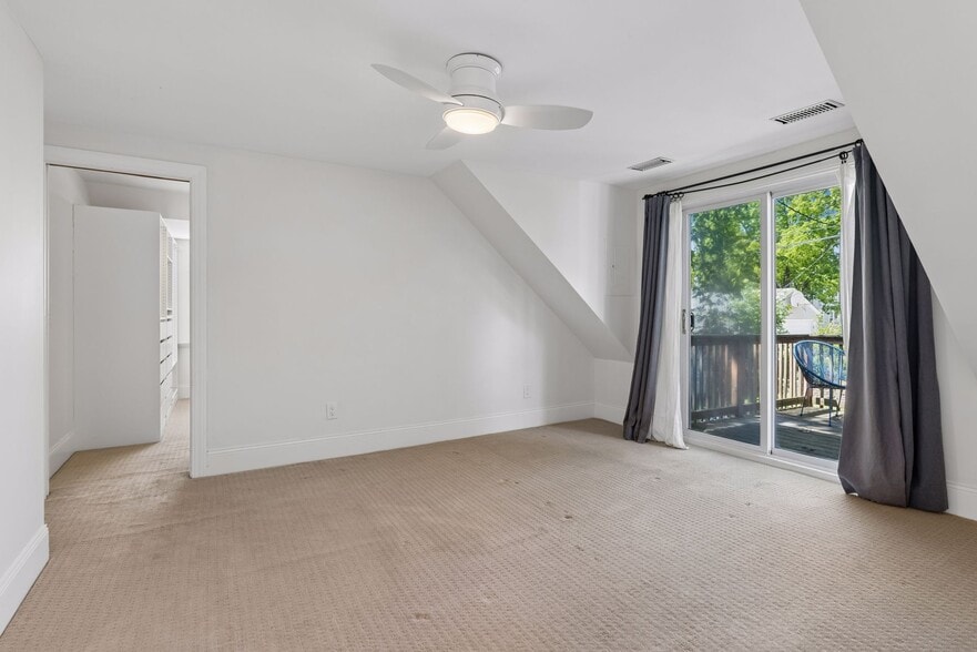 Building Photo - 4432 Upton Ave S