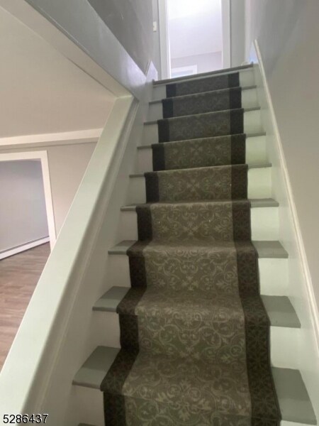 Building Photo - 14 Vail St