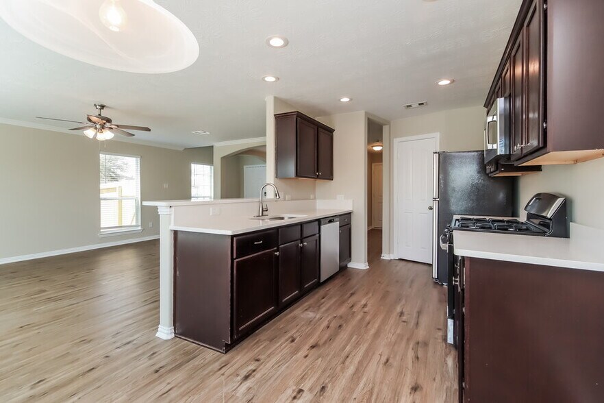 Building Photo - 2702 Shearwater Bend Dr