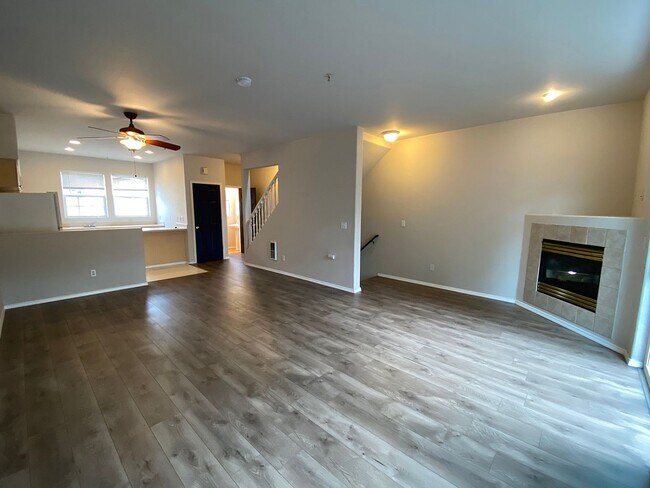 Building Photo - 14290 SW Cougar Ridge Dr