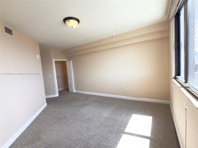 Building Photo - 2301 SW 27th Ave