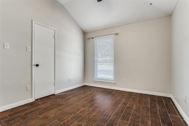 Building Photo - 1520 Evergreen Dr