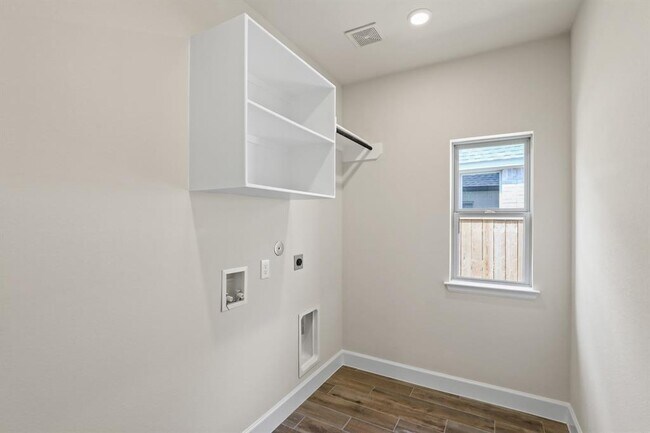 Building Photo - 18511 Wolf Mountain Ln