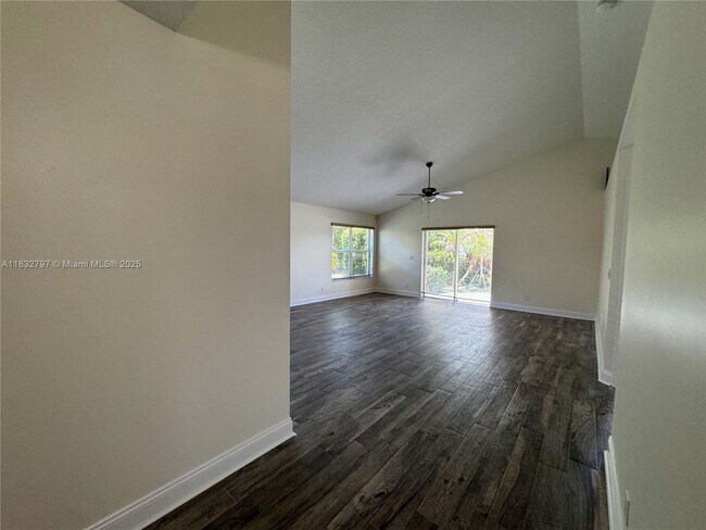 Building Photo - 2823 Lake Park Cir E