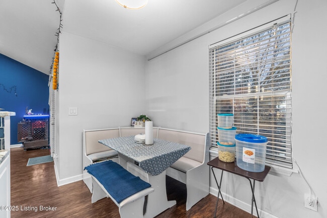 Building Photo - 175 Hannah Way