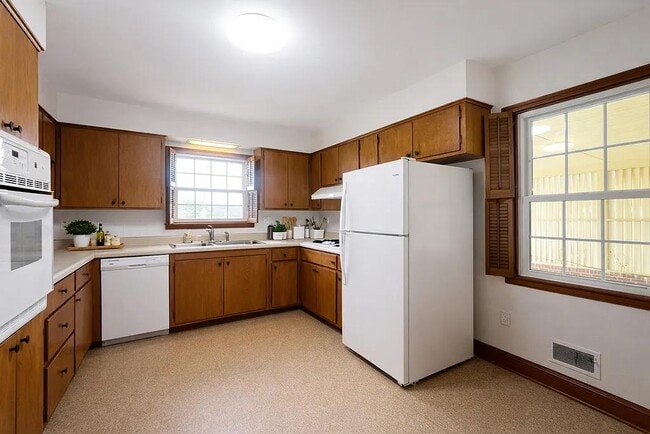 Building Photo - 1212 Bramlett Church Rd