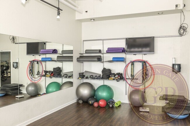 Building Photo - Western SoMa - 2 BR, 2 BA Condo 1,160 Sq. Ft. - 3D Virtual Tour