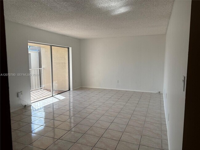 Building Photo - 7725 SW 86th St
