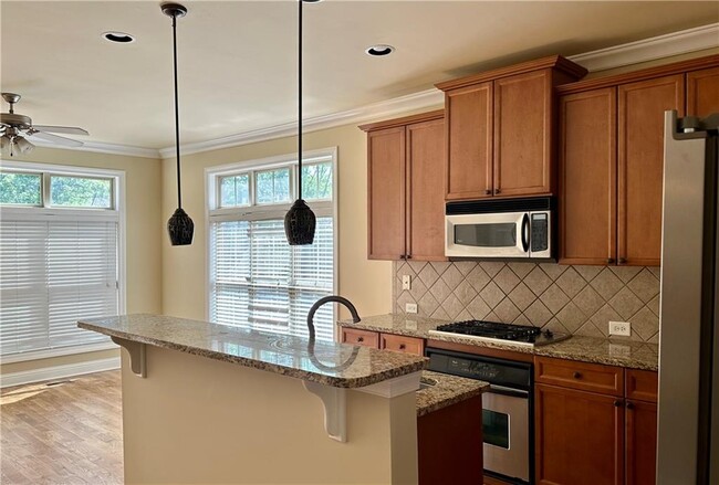 Building Photo - 10816 Ellicot Way