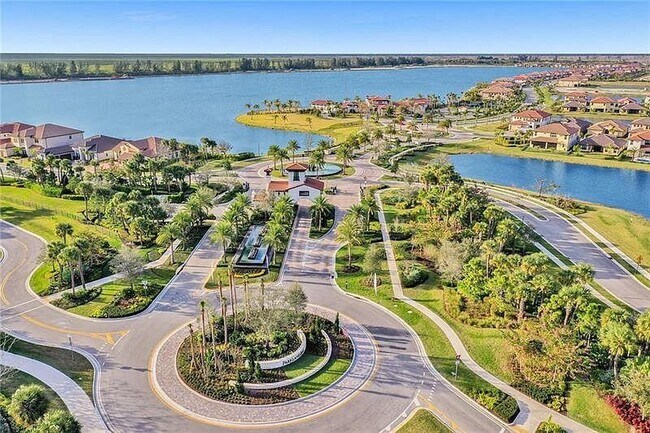 Building Photo - 11720 Waterway Cir