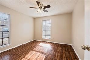 Building Photo - 301 Craddock Ave