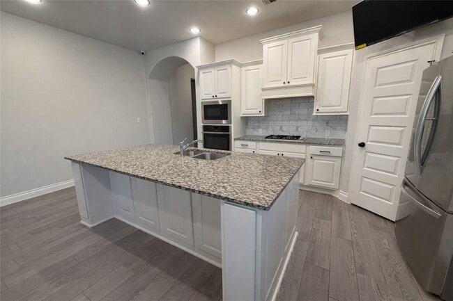 Building Photo - 12807 Spiegel St