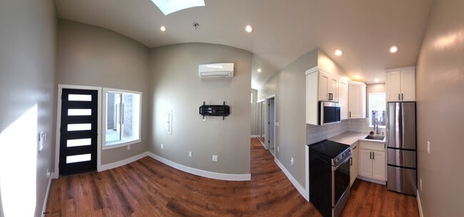 Building Photo - 5347 Bingham Ct