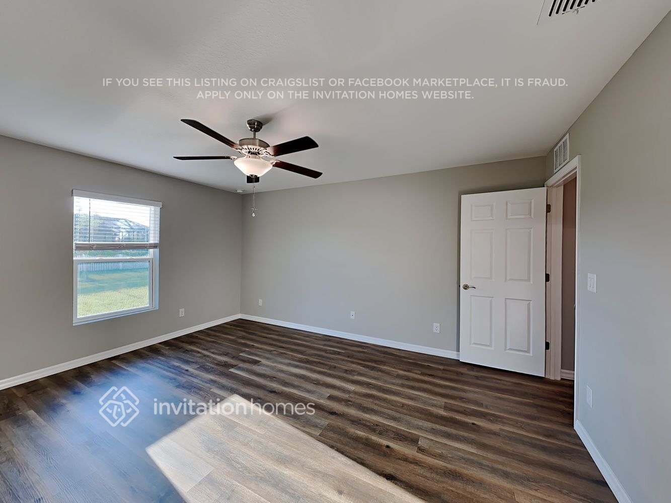 Building Photo - 319 SW 11th Pl