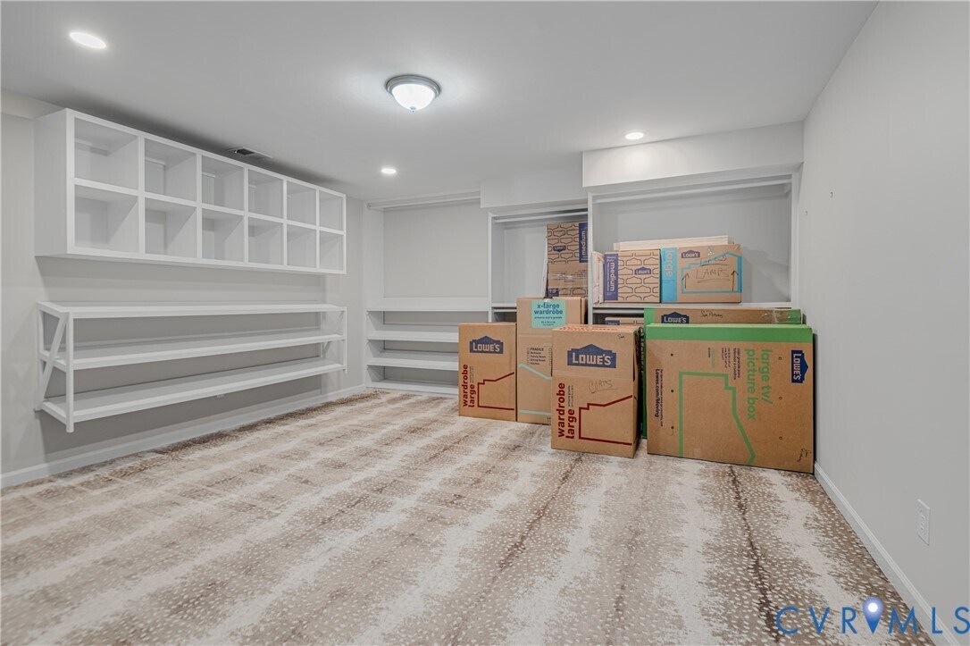 Building Photo - 16848 White Daisy Loop