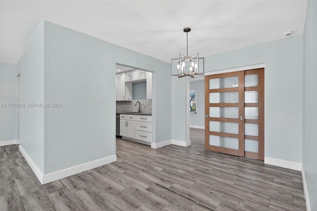 Building Photo - 7613 NW 67th Ave