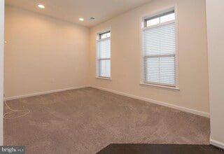 Building Photo - 14337 Potomac Heights Ln