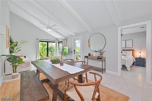 Building Photo - 6386 Royal Woods Dr