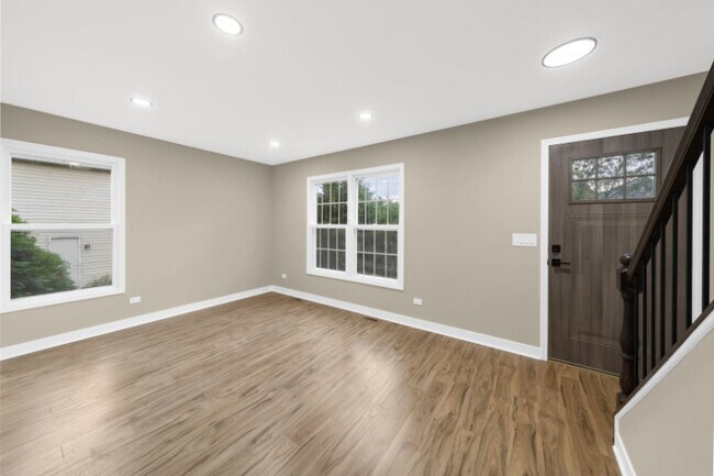 Building Photo - 990 Whitehall Way