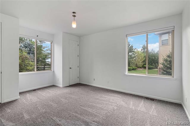 Building Photo - 25845 E Dry Creek Pl