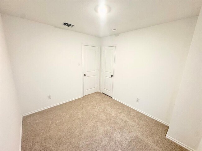 Building Photo - 3305 NW 148th St