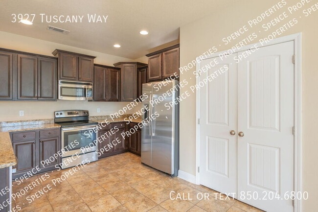 Building Photo - 3927 Tuscany Way