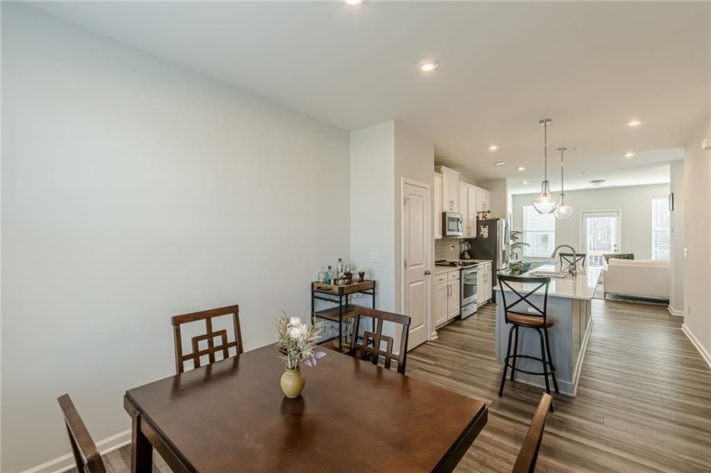 Building Photo - 1205 Skylar Ln SE