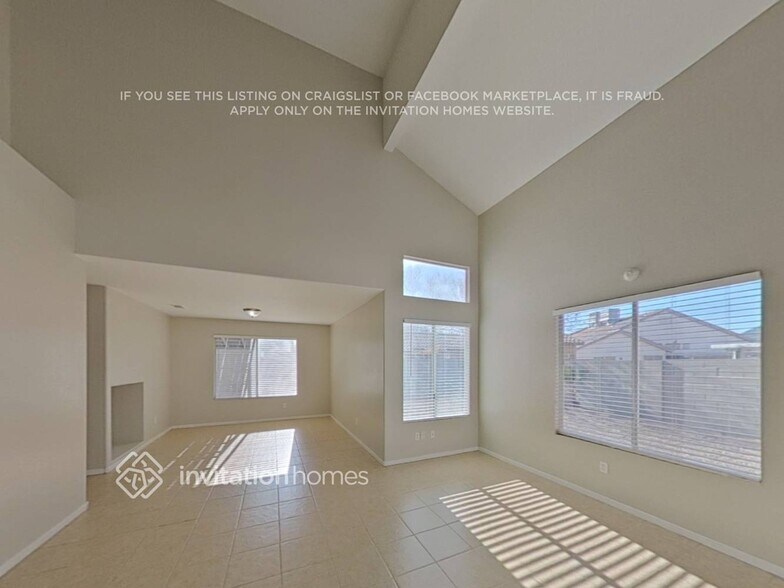 Building Photo - 3811 McGregor Way
