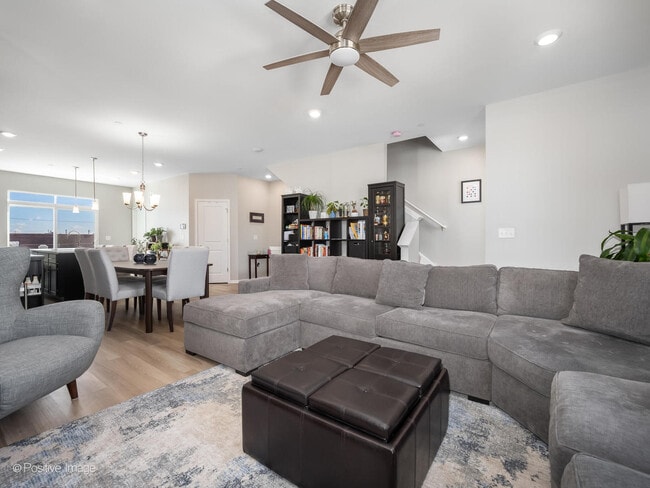 Building Photo - 1080 Bogart St