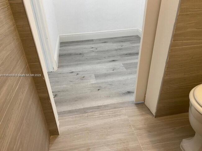 Building Photo - 1525 Meridian Ave