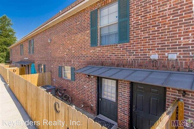 Building Photo - 3 br, 2 bath House - 1502 Harwich Dr., Unit C