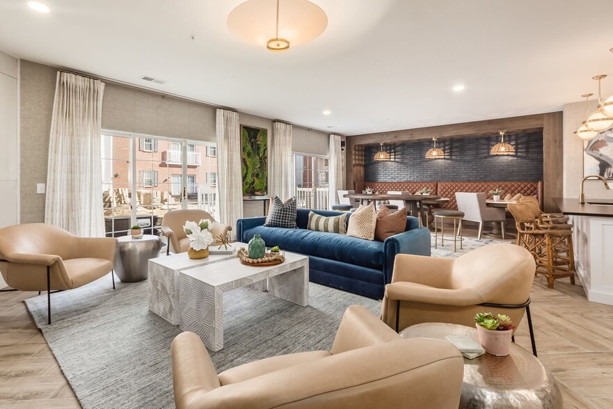 Residences of Gahanna 1400 Hollybrier Dr Gahanna OH 43230 Apartment