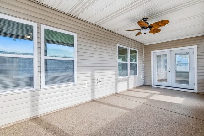 Building Photo - Experience Luxury Living in Reedy Fork