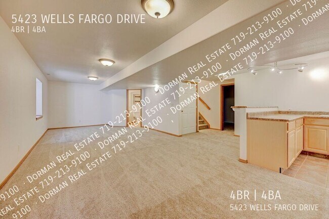 Building Photo - 5423 Wells Fargo Dr W