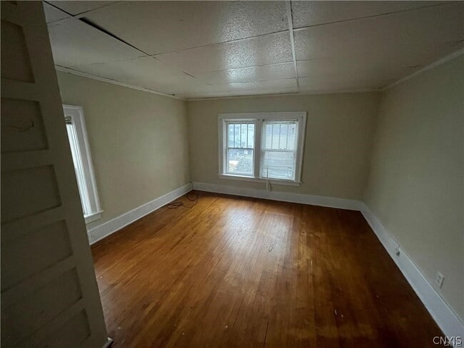 Building Photo - 209 William St