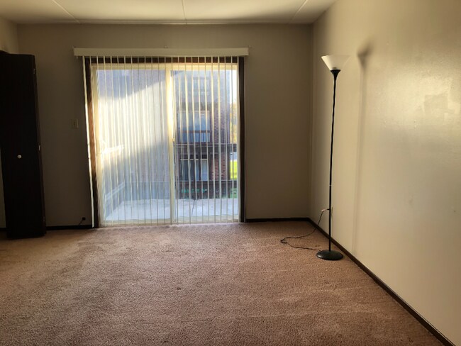 Primary Photo - 6413 Country Ridge Dr