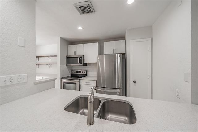 Building Photo - 193 Merlin Way