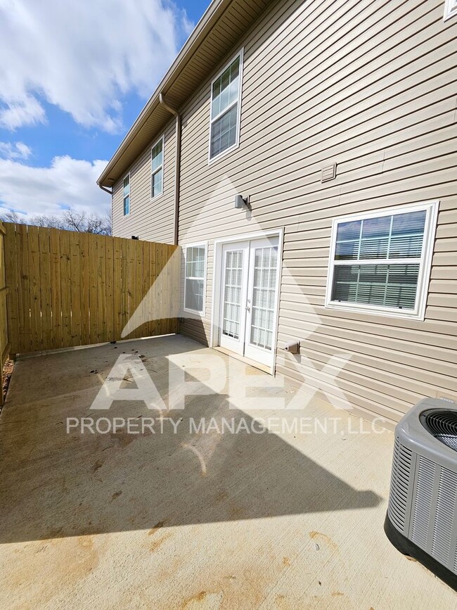 Building Photo - AVALON TOWNHOMES – BRAND NEW 2 Bd/2.5 Ba T...