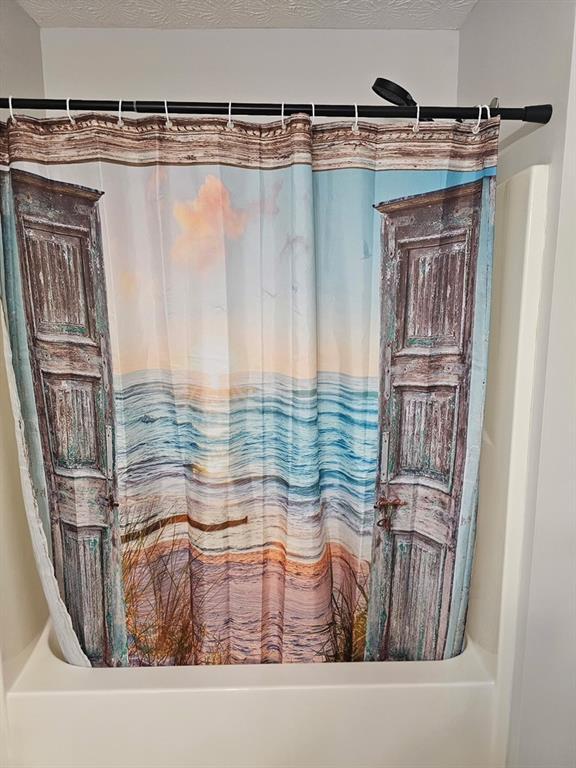 Building Photo - 5425 Village Green Square